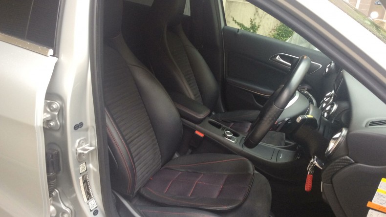 内装前方シート