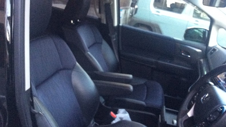 内装前方シート