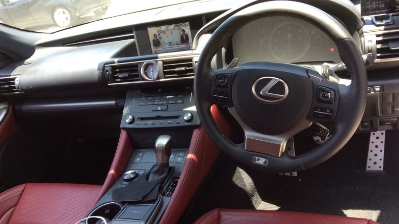 内装インパネ全体