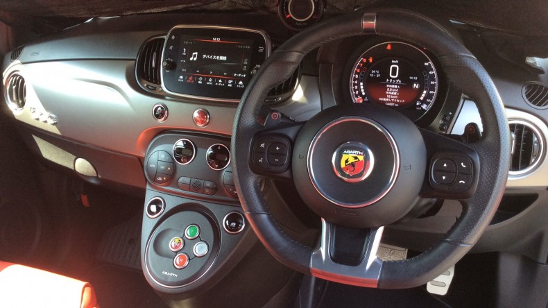 内装インパネ全体