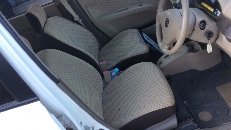 内装前方シート