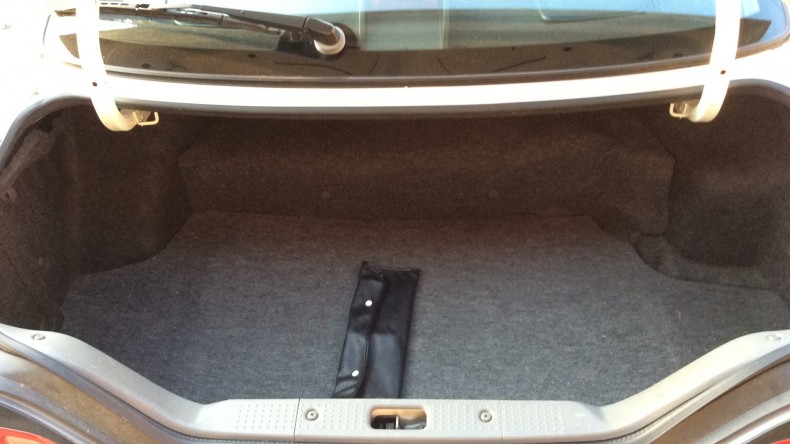 内装トランク