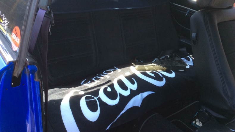 内装後方シート