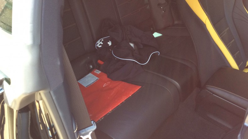 内装後方シート