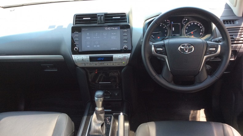 内装インパネ全体