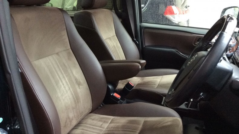 内装前方シート