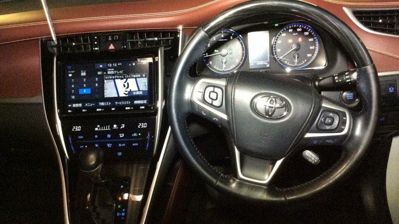 内装インパネ全体