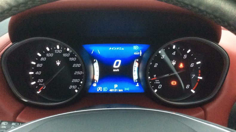 内装メーター