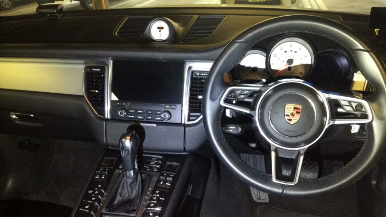 内装インパネ全体