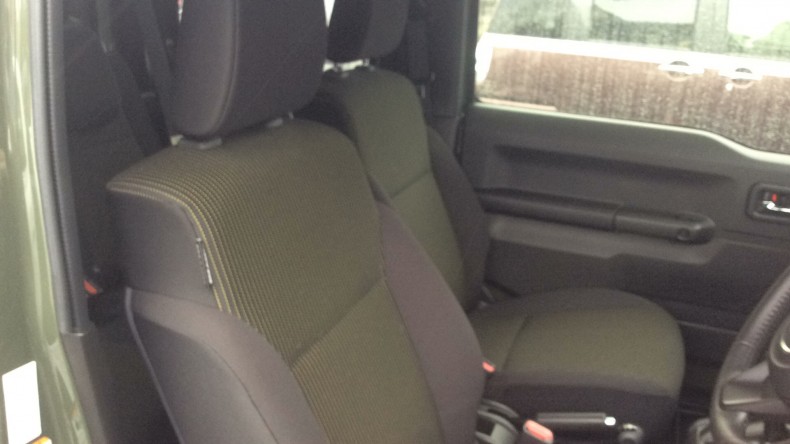 内装前方シート