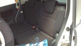 内装後方シート