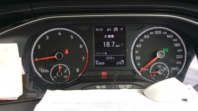 内装メーター