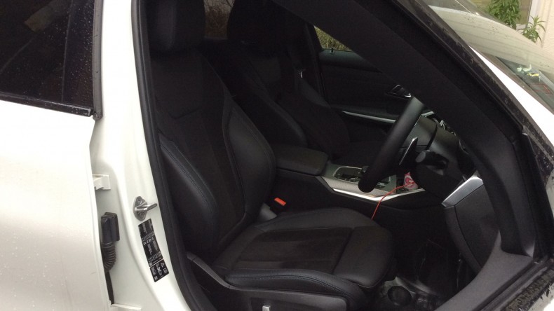 内装前方シート