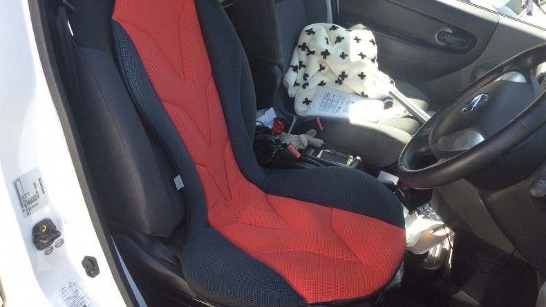 内装前方シート