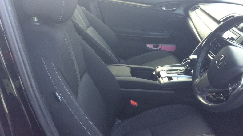 内装前方シート