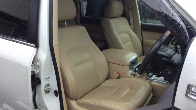 内装前方シート