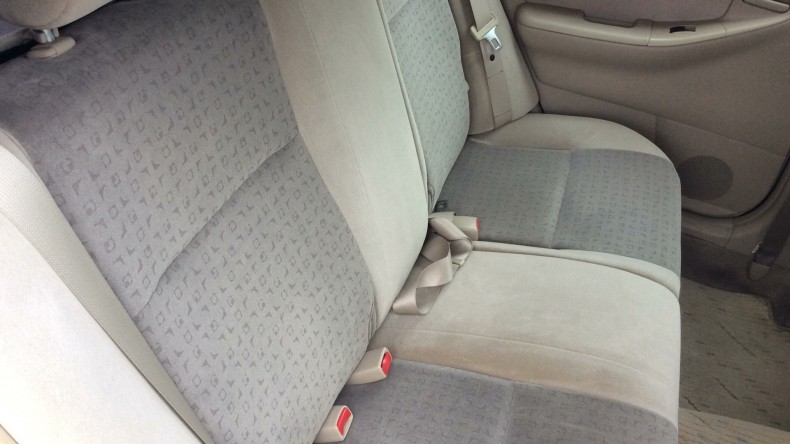 内装後方シート