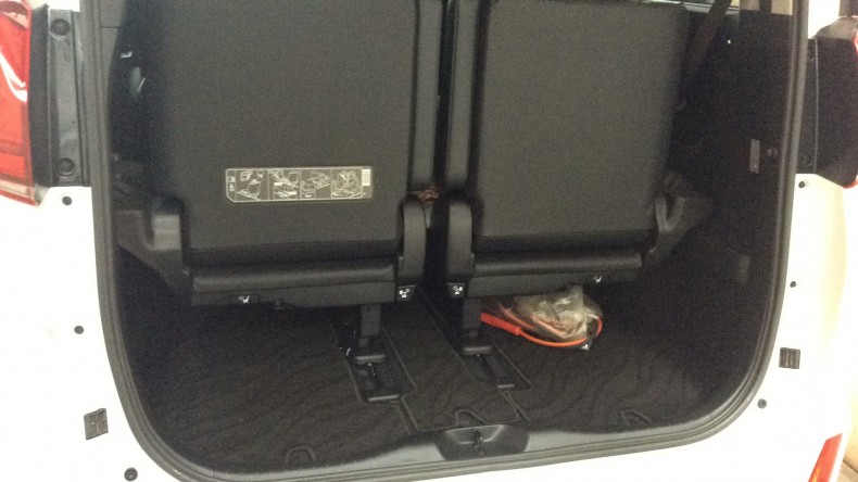 内装トランク