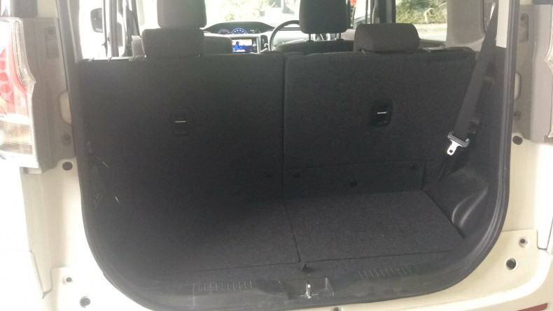 内装トランク
