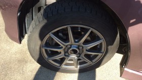 タイヤホイール前