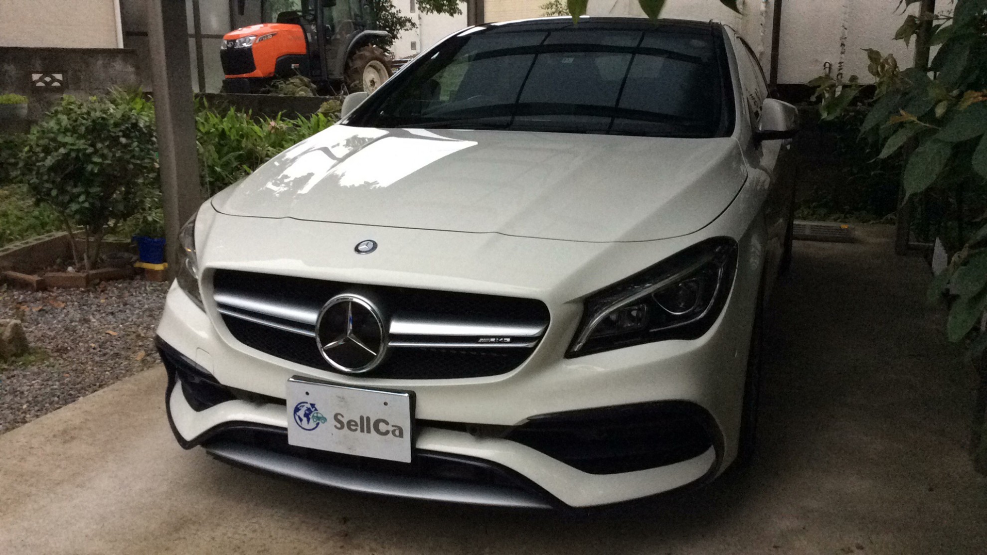 メルセデスＡＭＧ　ＣＬＡクラス シューティングブレーク ＣＬＡ４５ ４マチック シューティングブレークの車種サムネイル画像