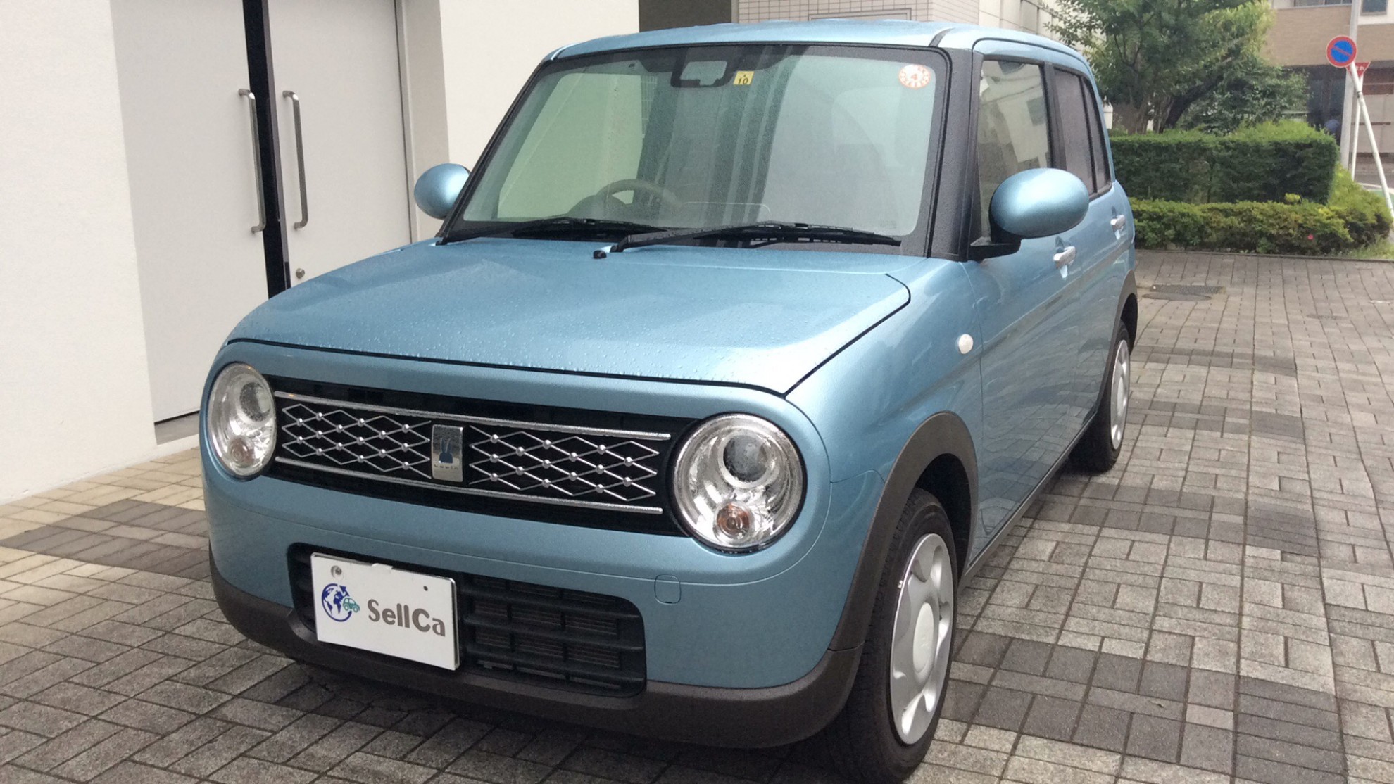 スズキ　アルトラパン ＳＳの車種サムネイル画像