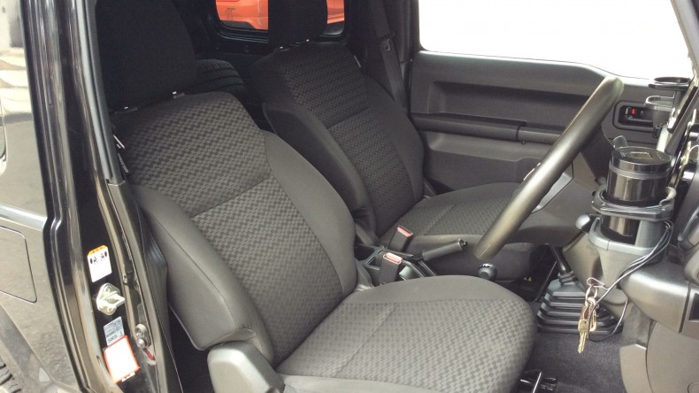 内装前方シート