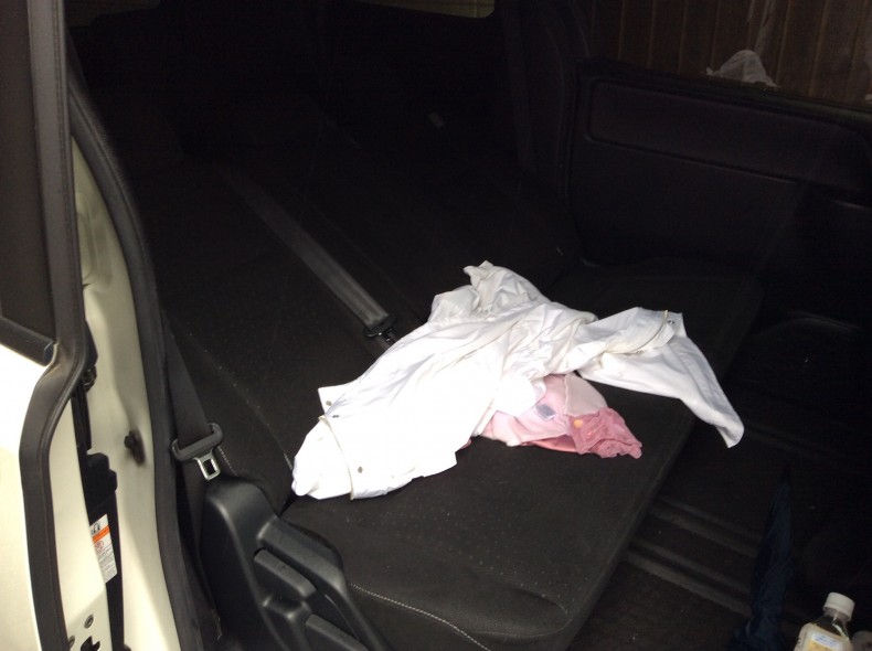 内装後方シート