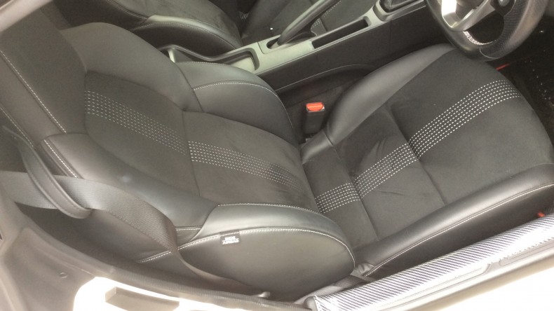 内装前方シート