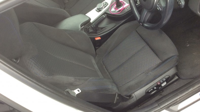 内装前方シート