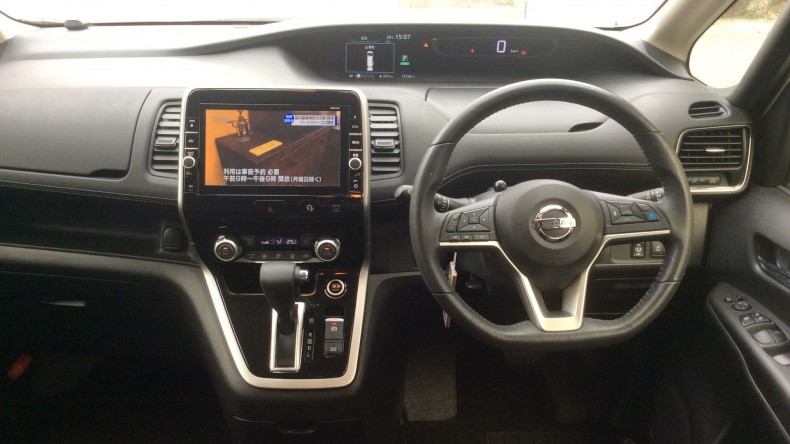 内装インパネ全体