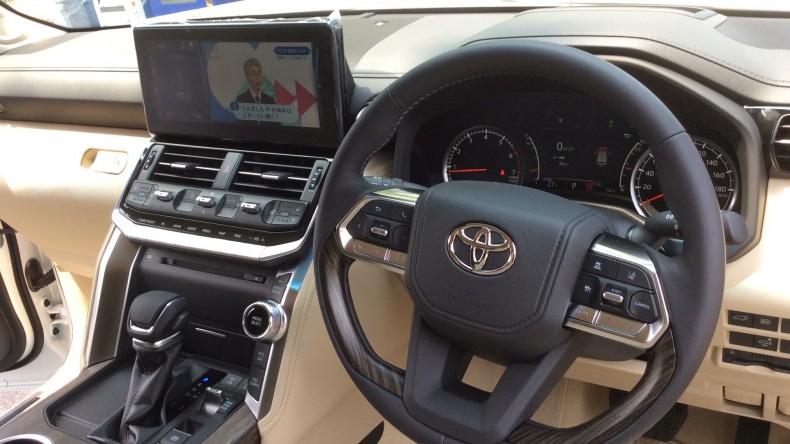 内装インパネ全体