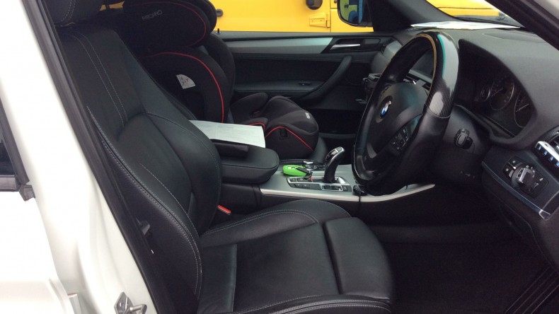 内装前方シート