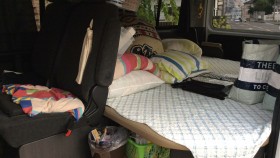 内装後方シート