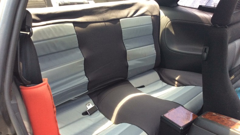 内装後方シート