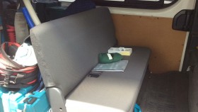 内装後方シート