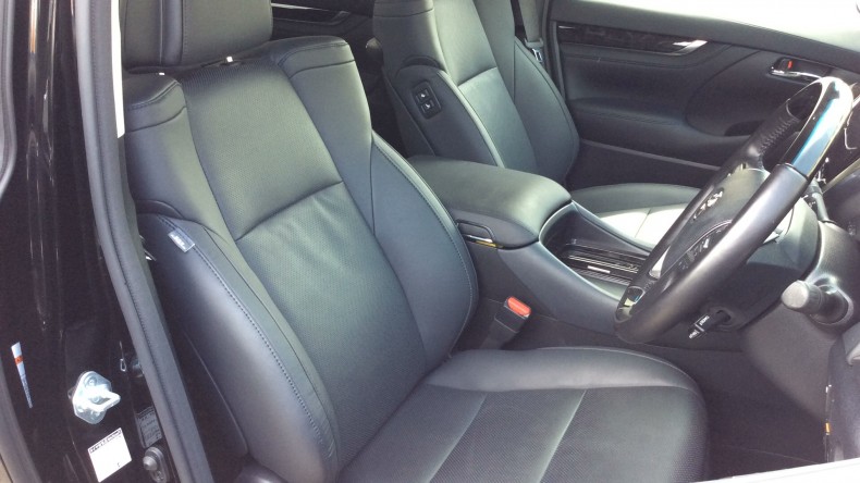 内装前方シート