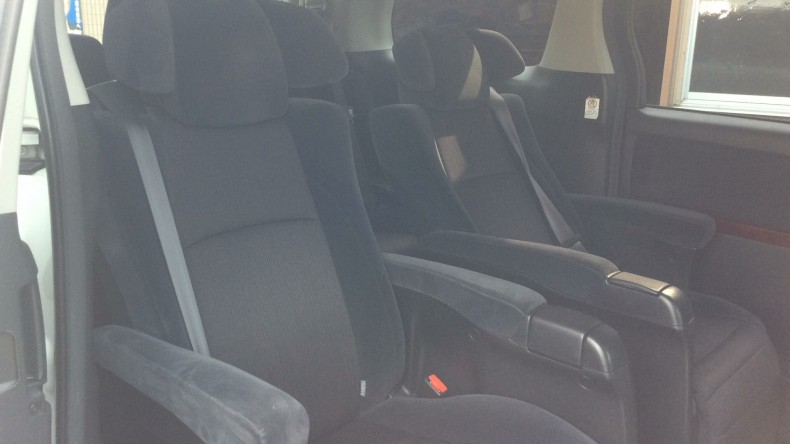 内装後方シート