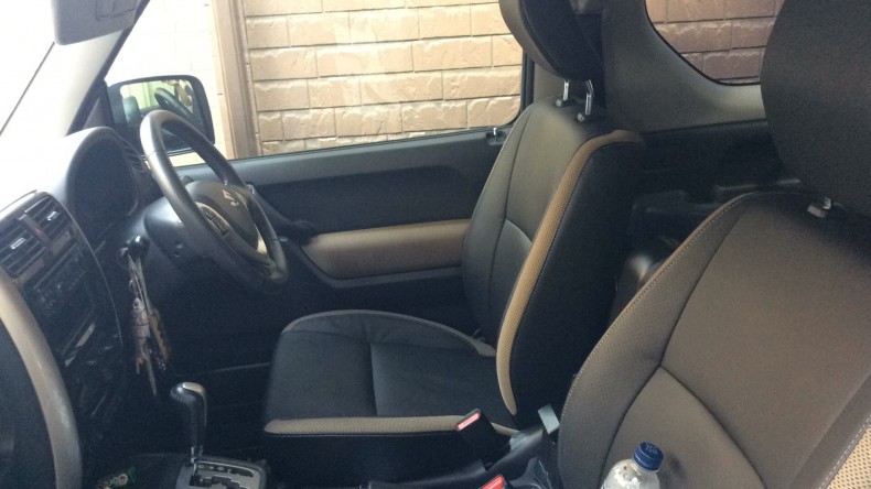 内装前方シート