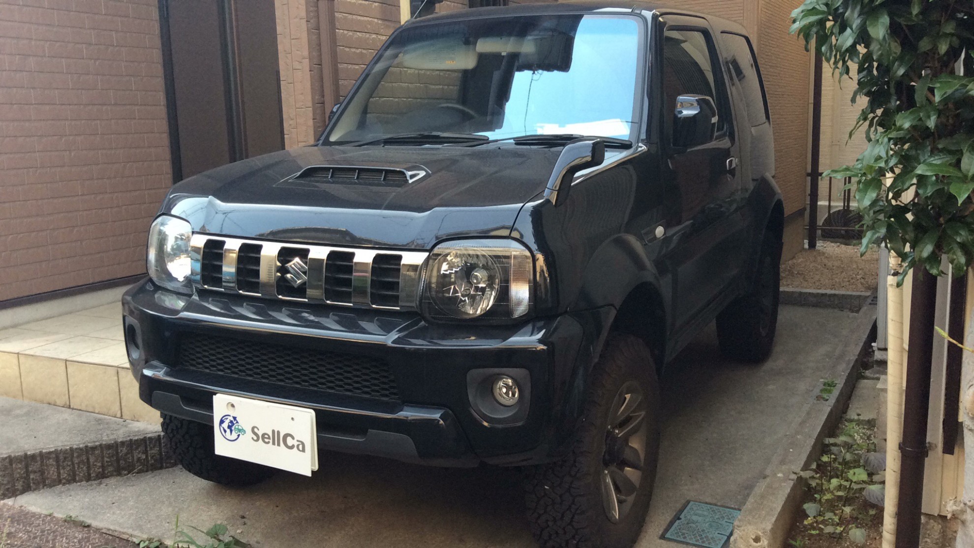 スズキ　ジムニーシエラの車種サムネイル画像