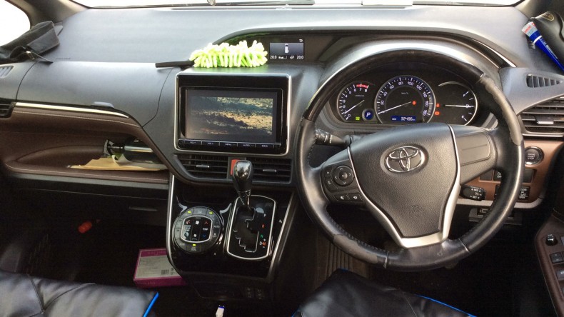 内装インパネ全体