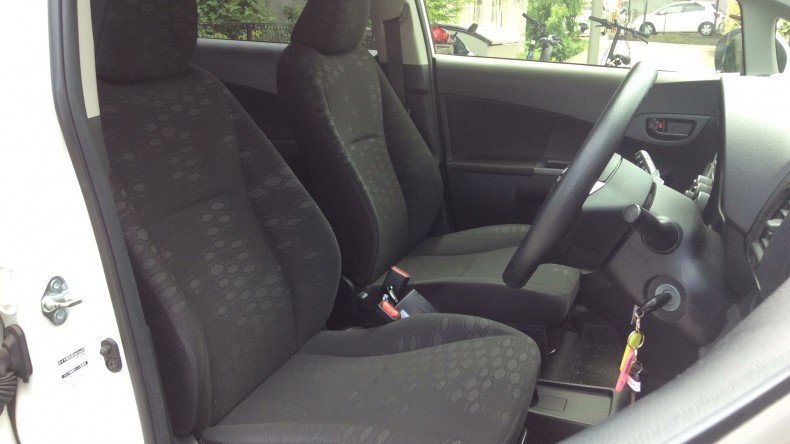 内装前方シート