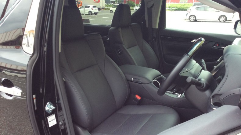 内装前方シート