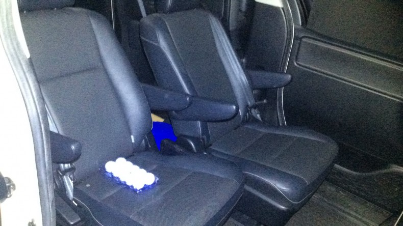 内装後方シート