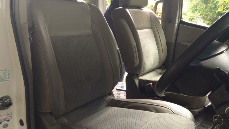 内装前方シート