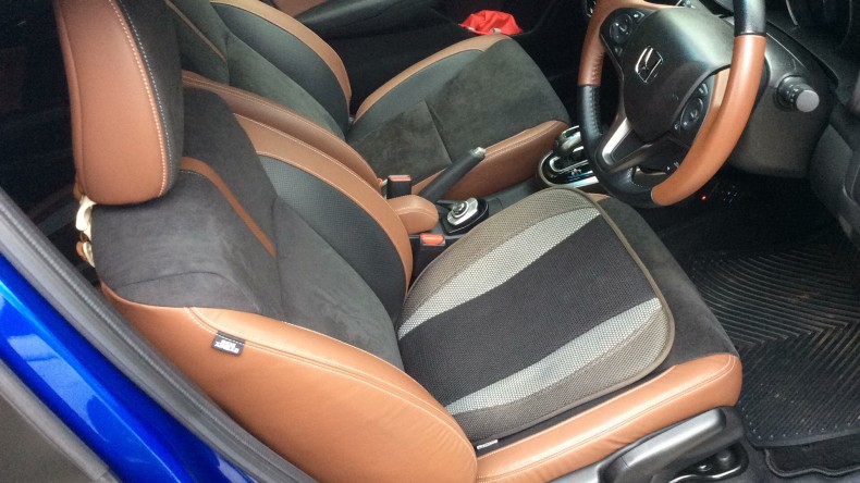 内装前方シート