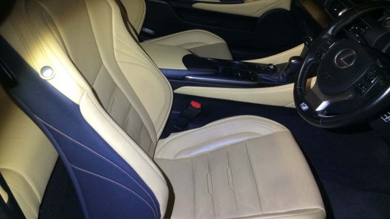 内装前方シート