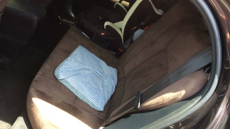 内装後方シート