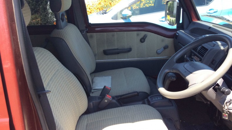 内装前方シート