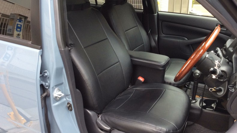 内装前方シート